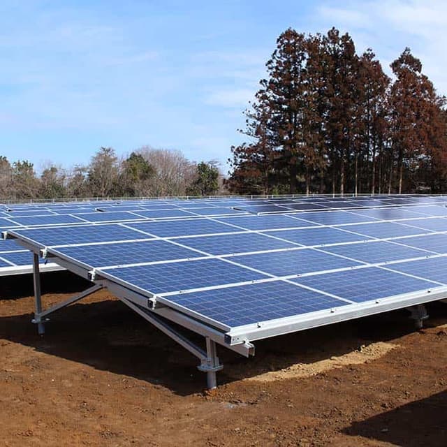 Megawa Solar team and facility