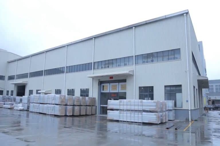 Raw material warehouse